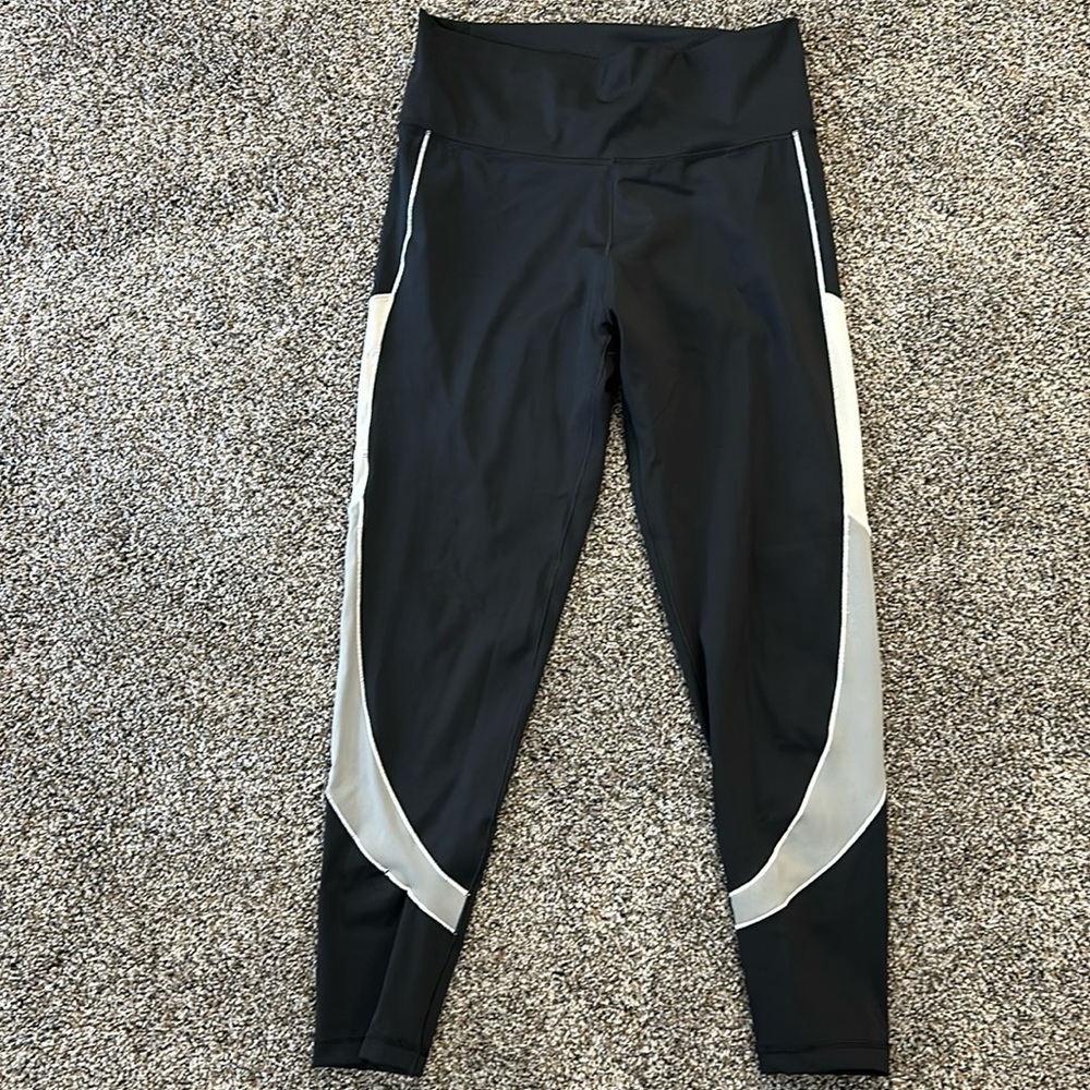 Women’s Adidas Leggings size L